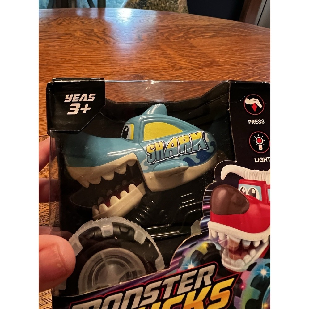 Shark Monster Truck Light Up Toy Kids‎ Vehicle 3+ Chomp Action Boy Aesthetic NIB